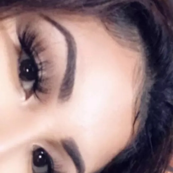 Allura Mink Lashes - Picture 8 of 8